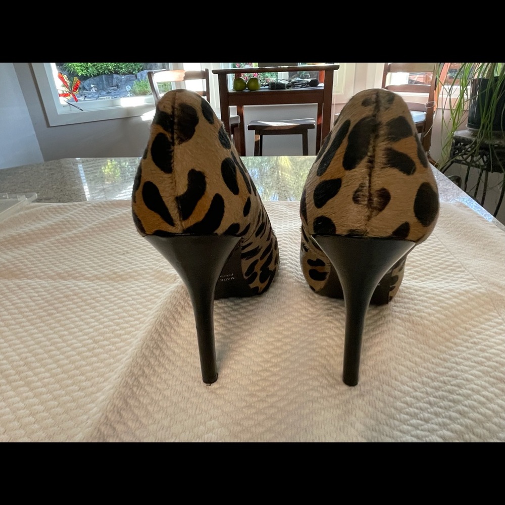 le Chateau peep toe shoes